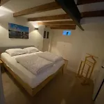 Blrk 285 Bed & Breakfast 3*