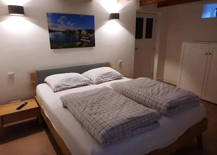 Bed & Breakfast Blrk 285 3*